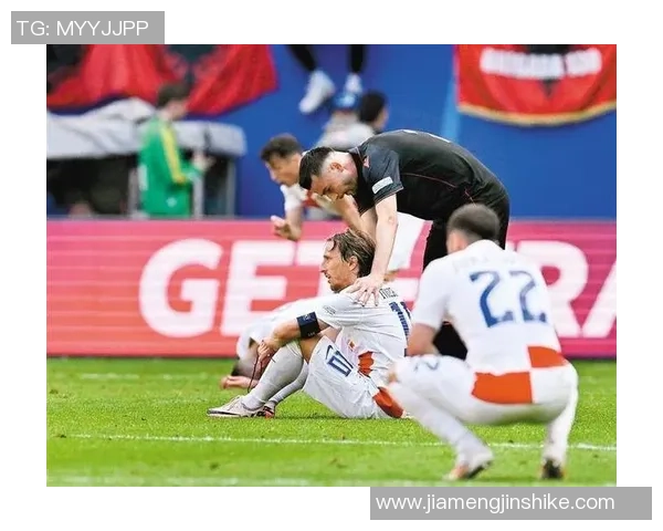 德国战车核心球星风采大揭秘：从世界舞台到绿茵场的传奇征程