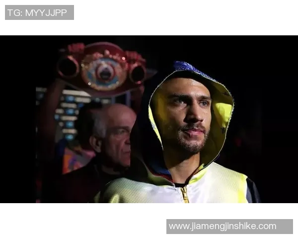 足球天王级球星背后的传奇故事与突破极限的奋斗历程