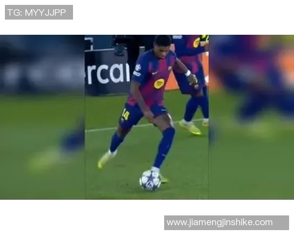 足球巨星对决激情碰撞展现巅峰对抗赛场英勇风采